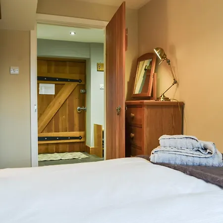 Over Brandelhow بيت للعطل *