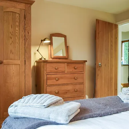 بيت للعطل Over Brandelhow *